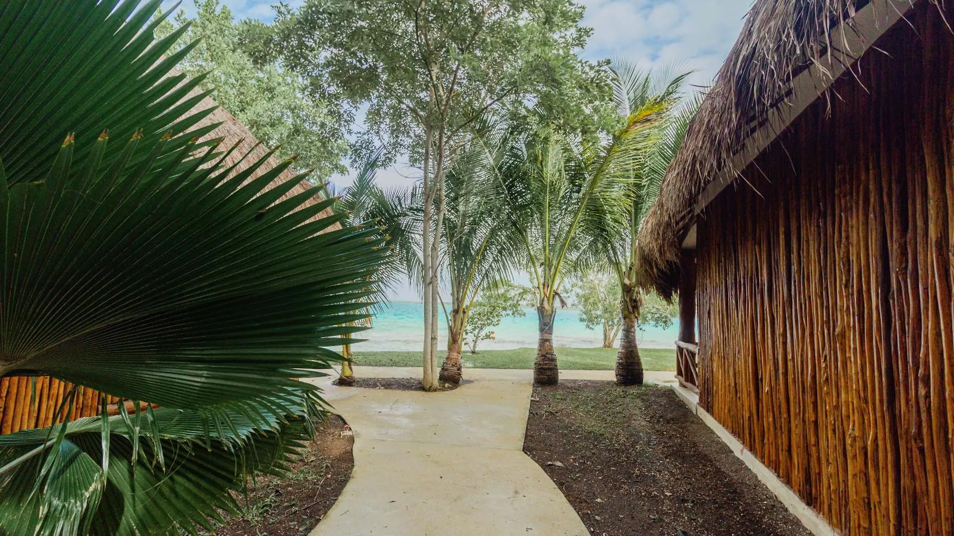 Hotel Mayan Playa Bacalar